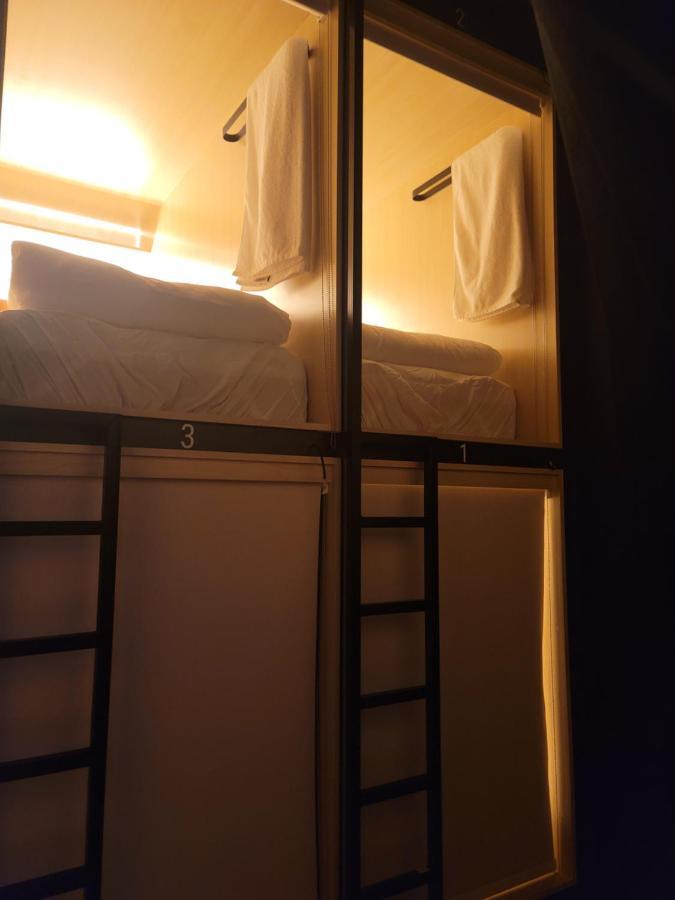 Westay Capsule Hostel Dubai Exterior photo