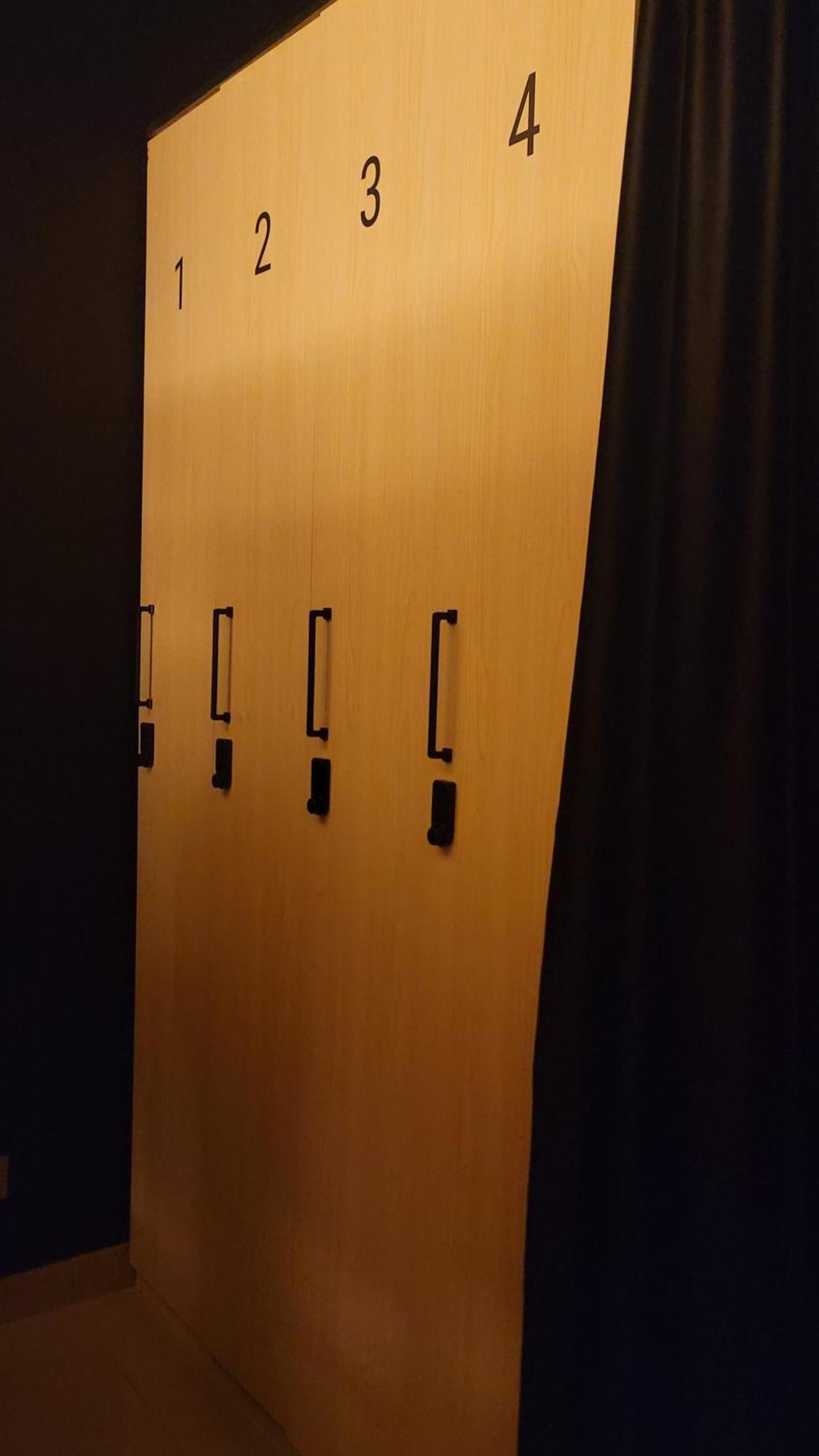 Westay Capsule Hostel Dubai Exterior photo